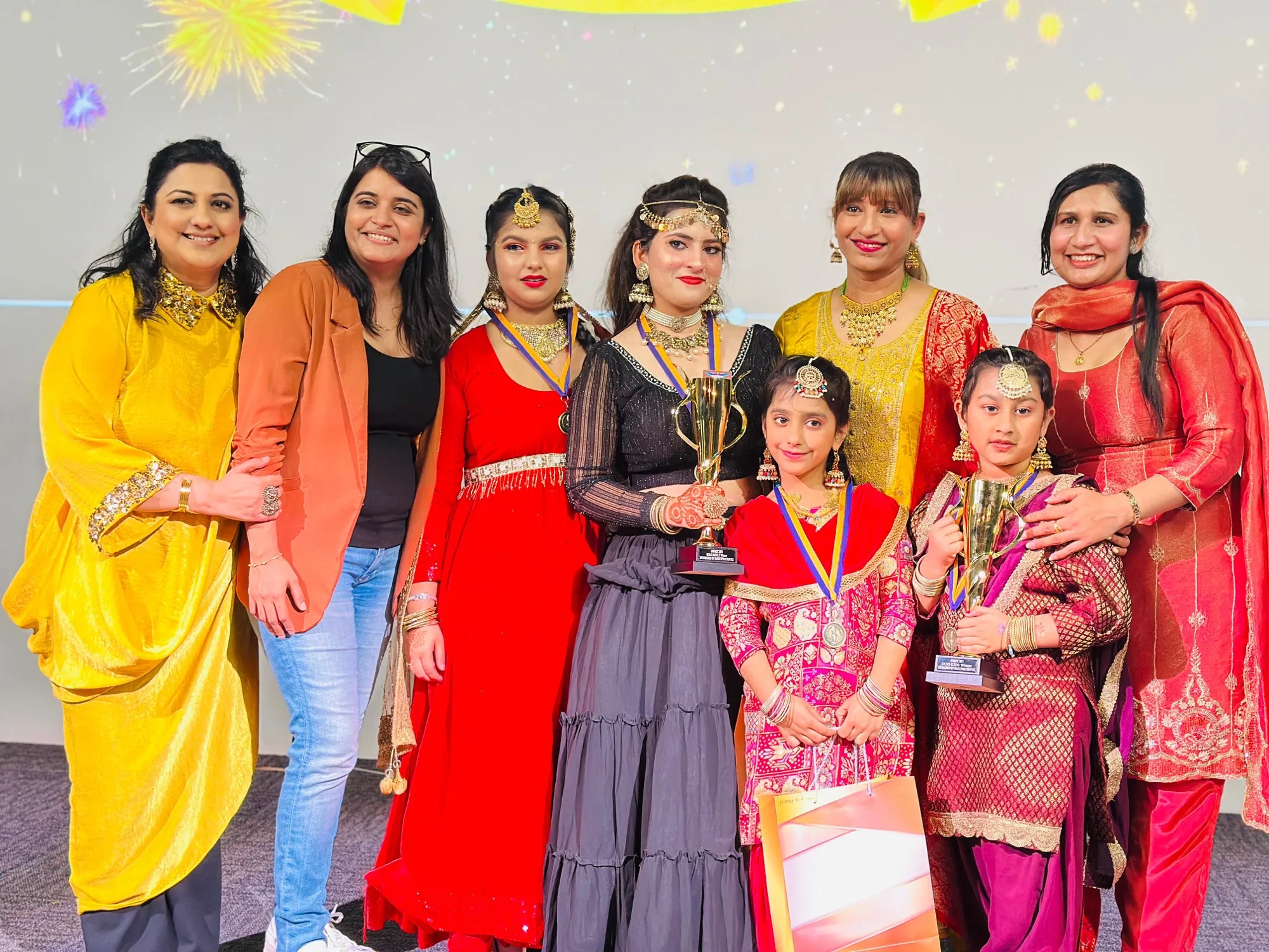 ਬੂਗੀ ਵੂਗੀ ਹੈਮਿਲਟਨ ਡਾਂਸ ਮੁਕਾਬਲੇ ‘ਚ ਅਨਾਇਤ ਕੌਰ ਤੇ ਮਾਇਰਾ ਵਾਧਵਾਨ ਦੀ ਜਿੱਤ, ਭੰਗੜਾ ਕੋਚ ਰਿਆ ਸੂਦ ਨੇ ਵੀ ਮਾਰੀ ਬਾਜੀ