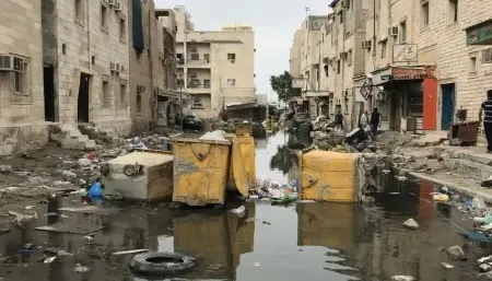 ਕੁਵੈਤ ਦੇ ਜਲੀਬ ਅਲ-ਸੁਵੈਖ ਇਲਾਕੇ ਚ ਰਹਿੰਦੇ ਬੈਚਲਰਾਂ ਦੇ ਸਿਰਾਂ ਤੇ ਮੰਡਰਾਂ ਰਿਹਾ ਘਰ ਖੁੱਸਣ ਦਾ ਖ਼ਤਰਾ !